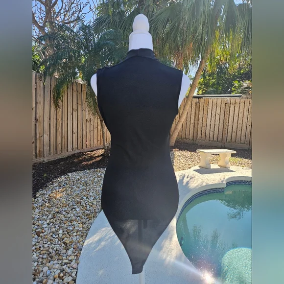 NEW Zara Sleeveless Black Bodysuit Size M Bodycon Minimalist Monochrome Tailored - Picture 5 of 11